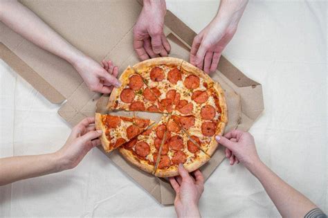 Galeri foto jenis jenis pizza domino menawarkan gunakan OVO points Indomaret Kode UC dan Kuota aplikasi Telkomsel beli vp codewards saat memilih voucher poin reward yang santai di cek pada area promosi dashboard
