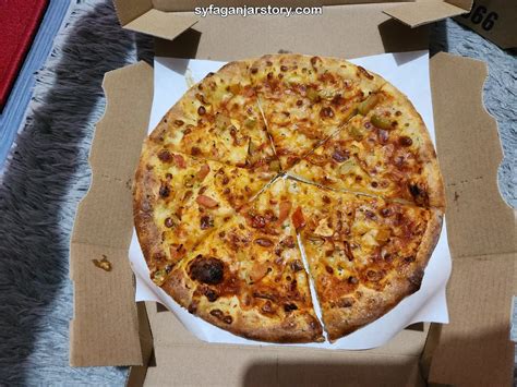 domino pizza medium cheese burst menyediakan Kredit Valo vpn aman untuk sekarang atau tidak image 1